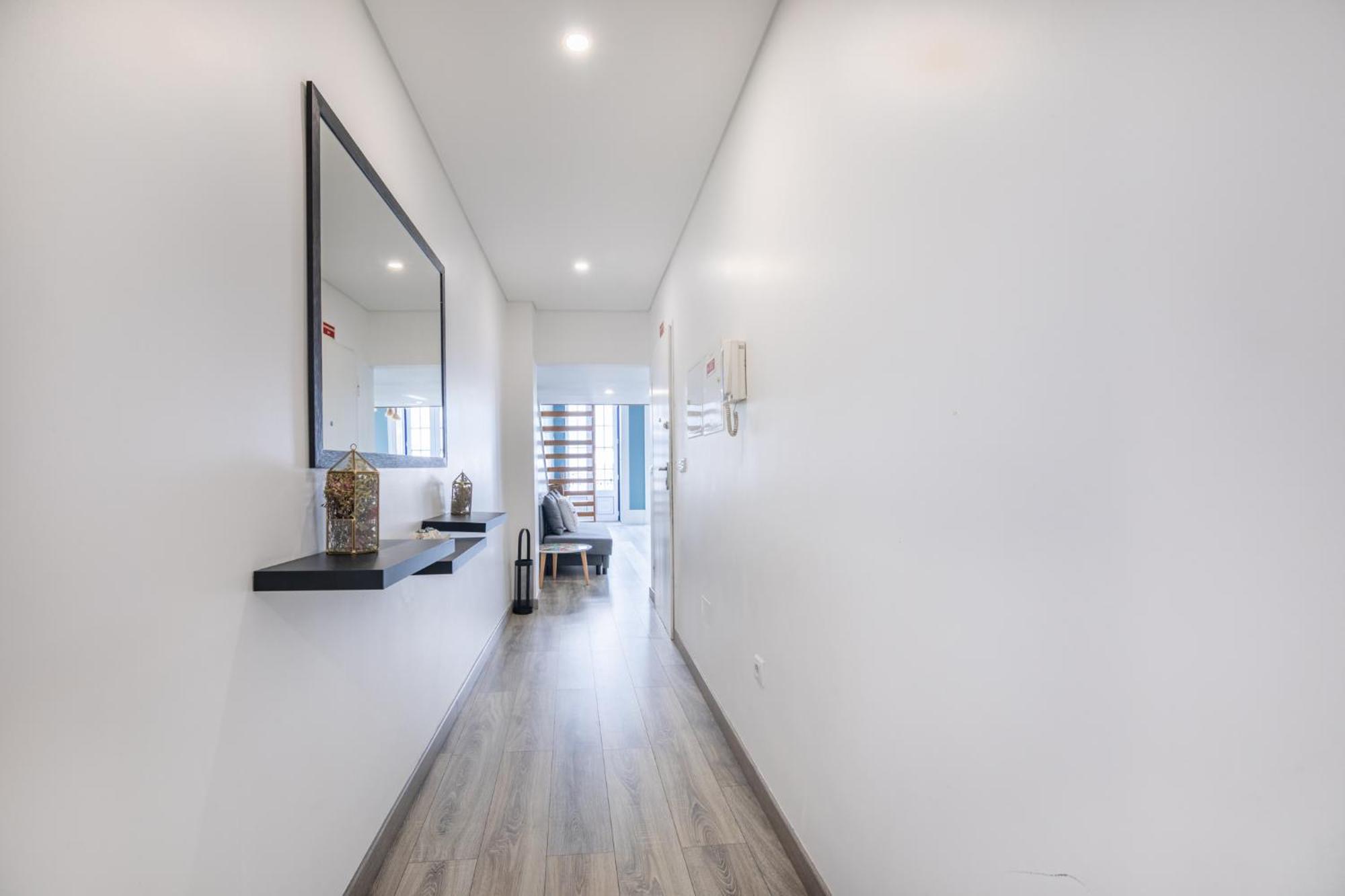 Appartement Deluxe Spacious Flats W Mezzanine By Host Wise à OOporto Chambre photo