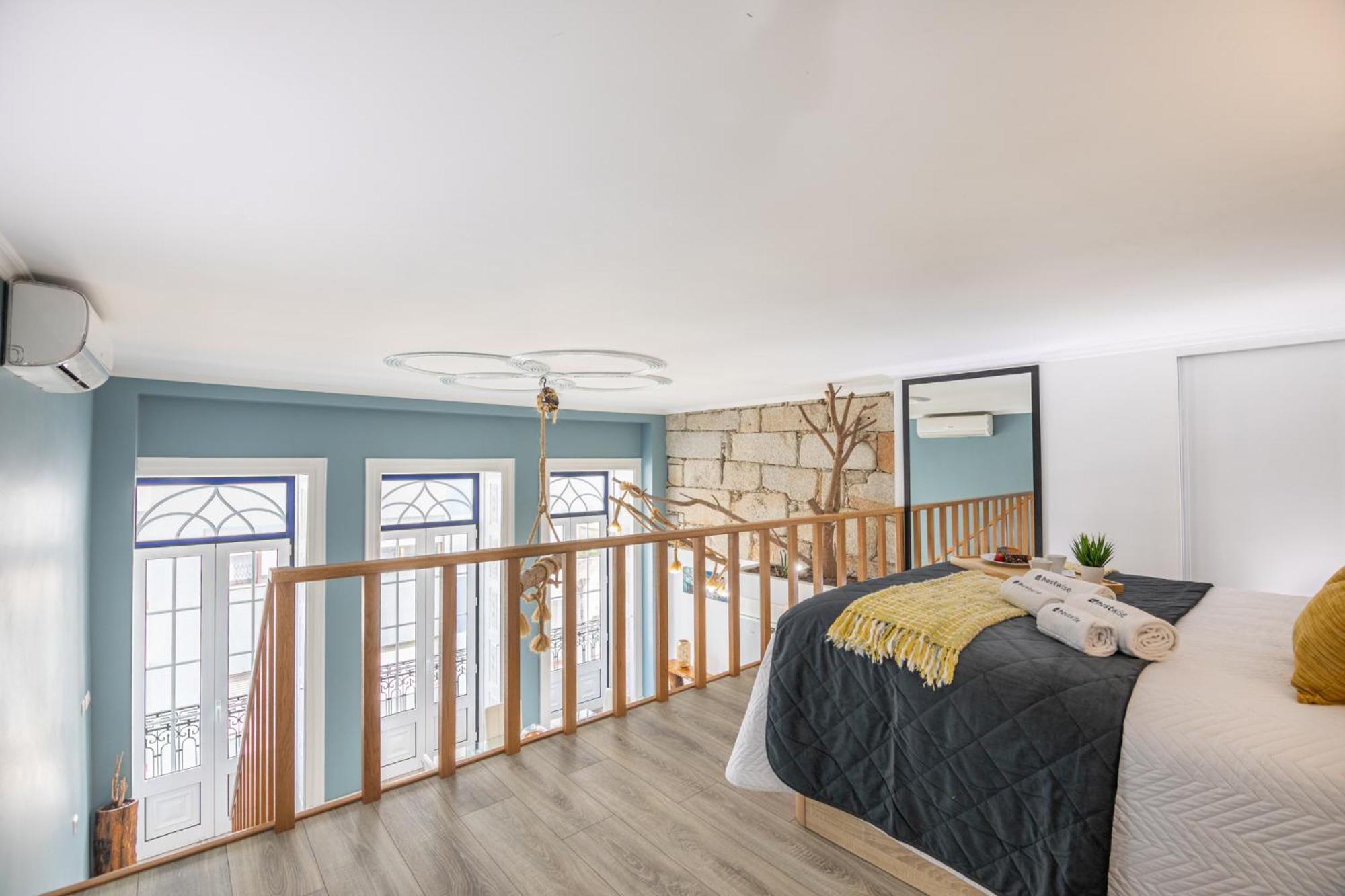 Appartement Deluxe Spacious Flats W Mezzanine By Host Wise à OOporto Chambre photo